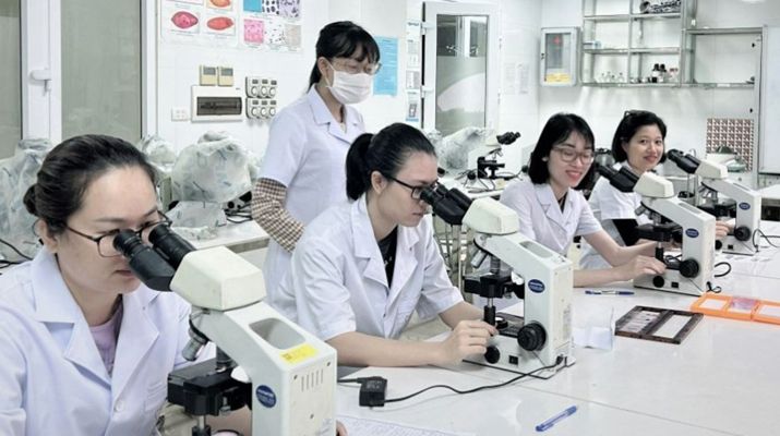 Training course: "Staining of Vaginal Fluid Specimens for Identification of Pathogens"