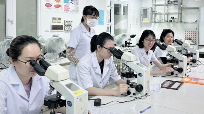 Training course: "Staining of Vaginal Fluid Specimens for Identification of Pathogens"